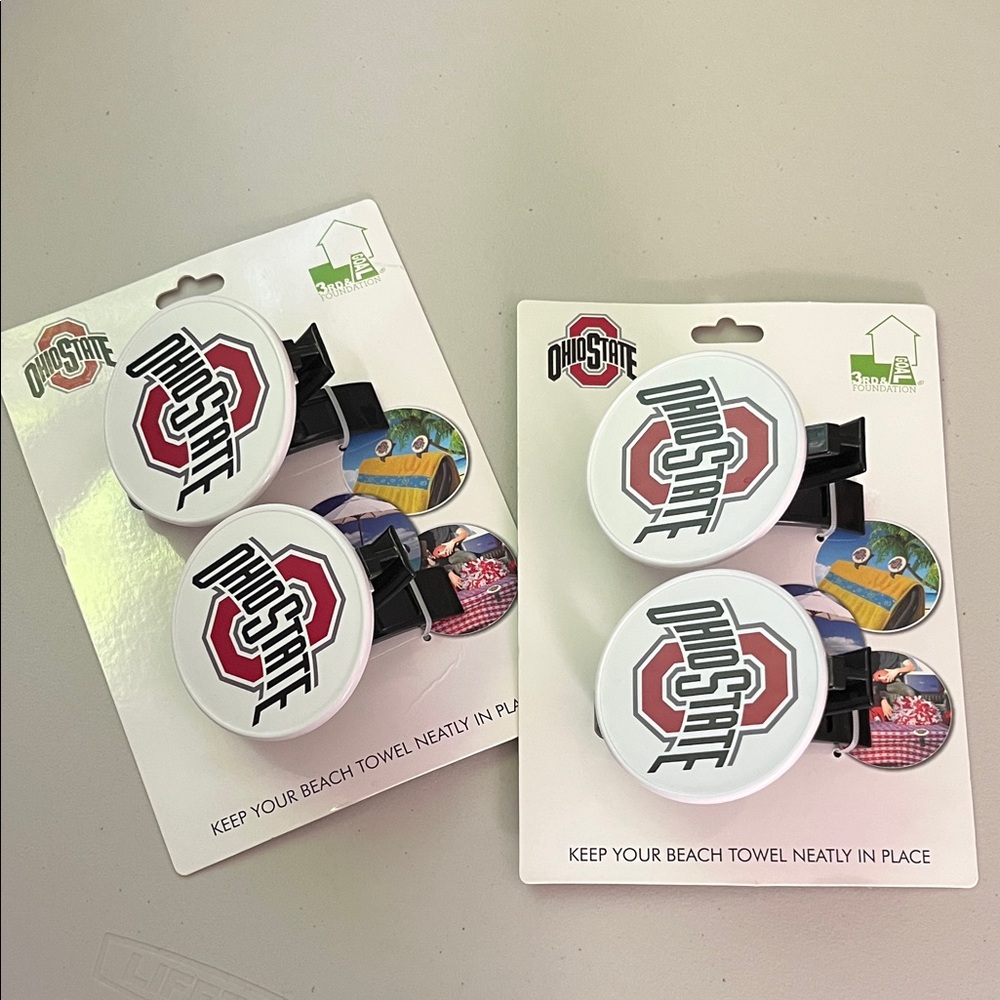 2 Pair of Ohio State Buckeyes OSU Beach Towel or Table Cloth Clips Brand New